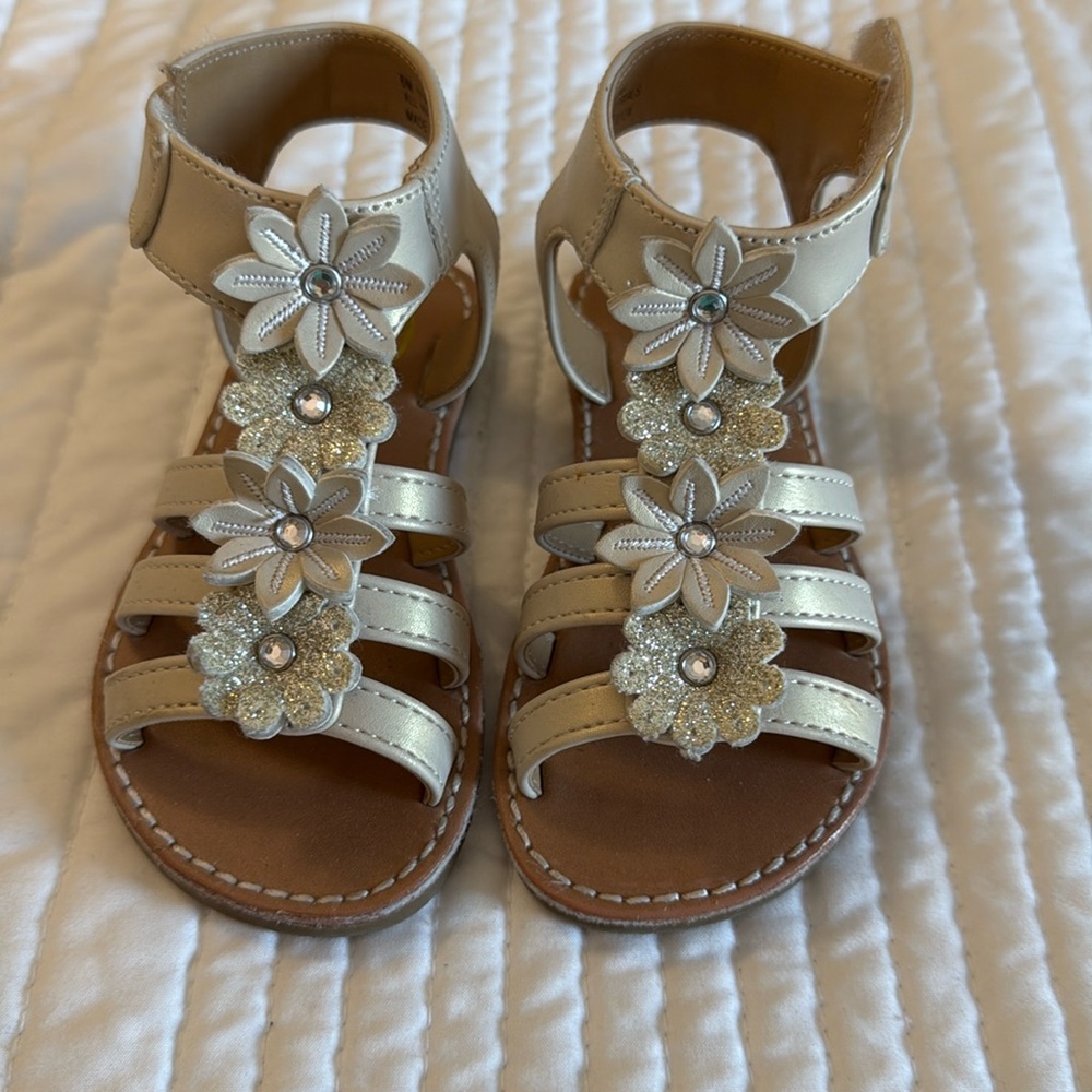 Tan & Sliver Flower Sandals